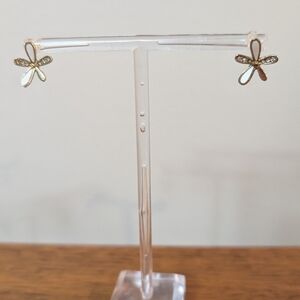 White & Gold Flower Studs